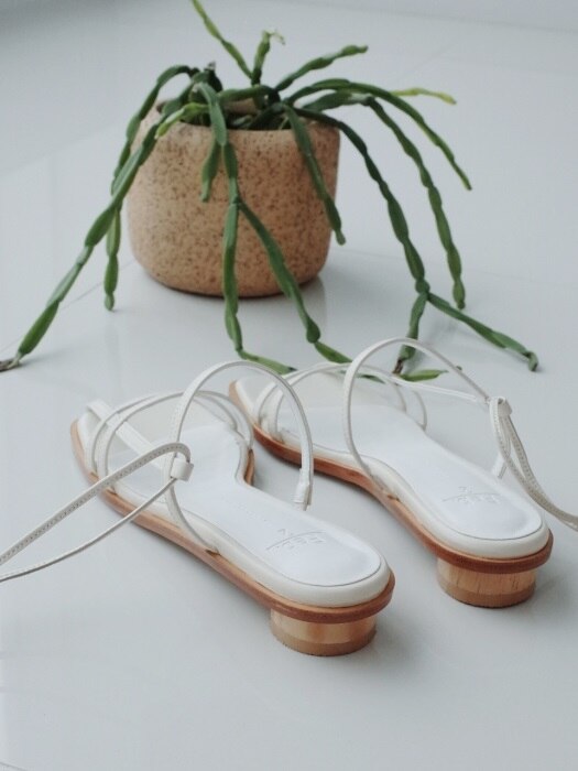 Two way strap sandals Ivory