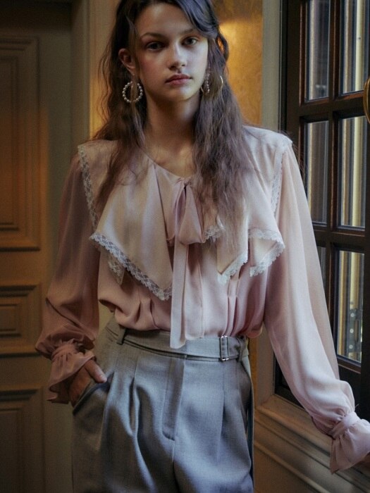 [EXCLUSIVE] SQUARED RUFFLE BLOUSE_PINK