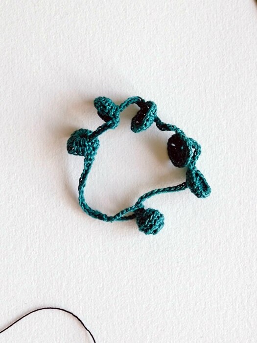Natural Flow Knit Bracelet (Green)
