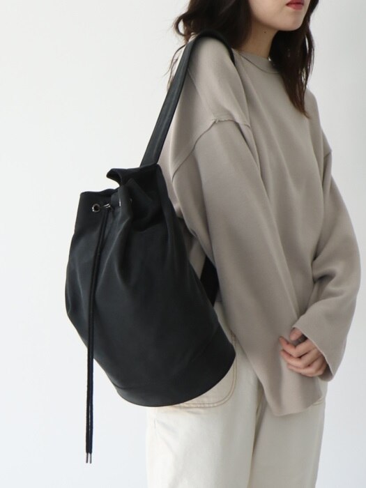 monochrome shoulder bag _ black