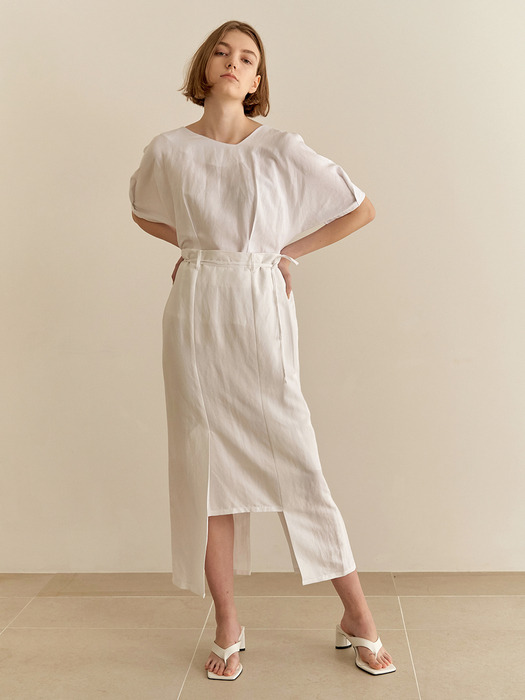 Belted square skirt - white