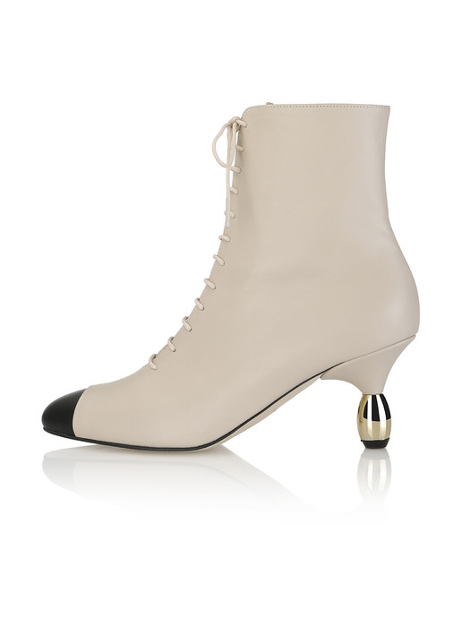 Amber Lace-up Boots / B559 Wheat Beige+Black