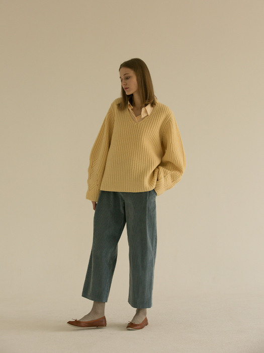 MUSED CHUNKY WOOL KNIT - CREAM BUTTER