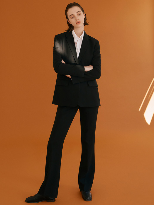 [Drama Signature] Two-button Blazer + Bootcut Trousers SET (BLACK)