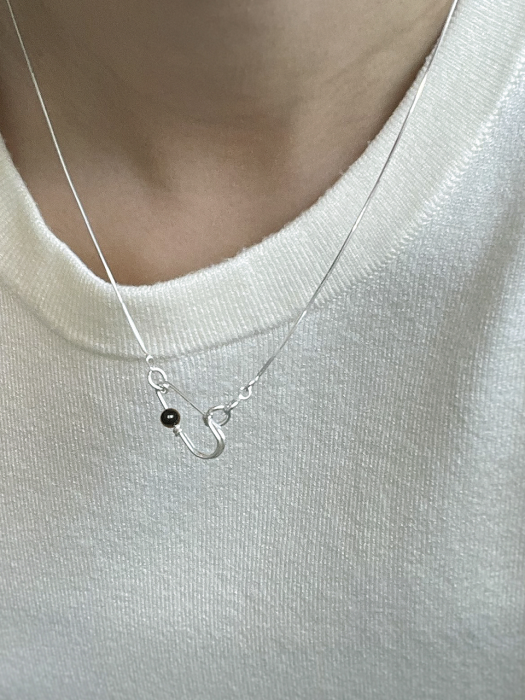 Mini clip necklace