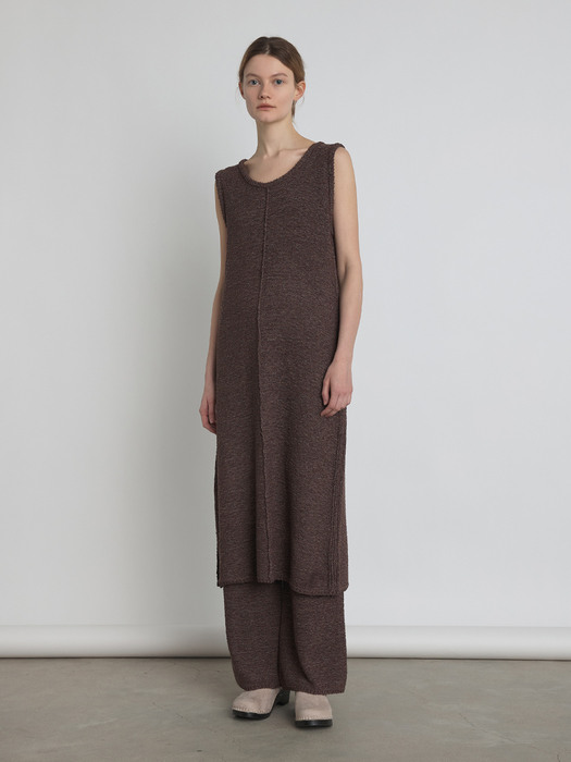 [Woman] Textured Knit One-Piece (Brown)