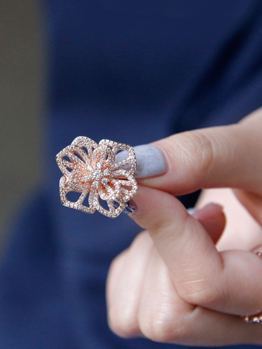 Gorgeous Big Flower Cubic Rosegold Ring R0617