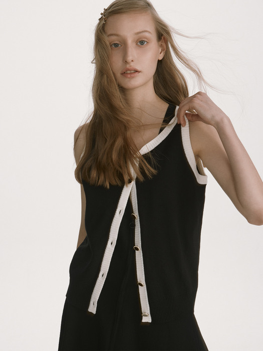 [EXCLUSIVE] Camille Knit Vest in Black