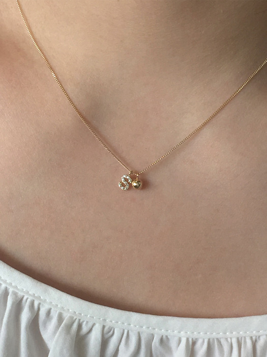 [단독]14k brill petit initial necklace