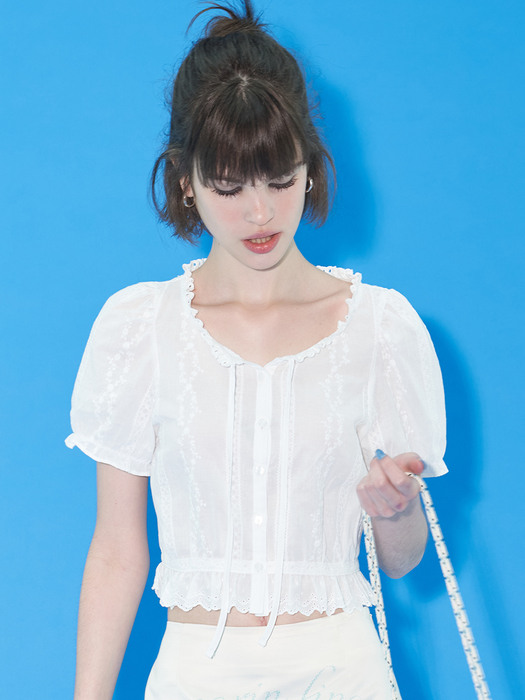 EYELET CROPPED BLOUSE (WHITE)