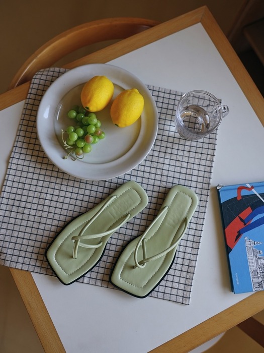 ALEX Crossed Flip-flop Sandal - 6color 유니크 꼬임스트랩 플립플랍