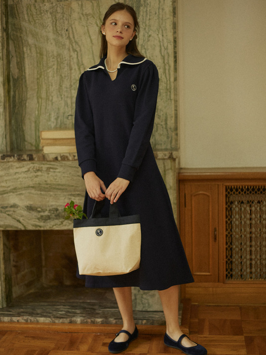 Rose Wappen Dress - Navy