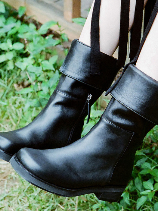 Origami Boots in Black