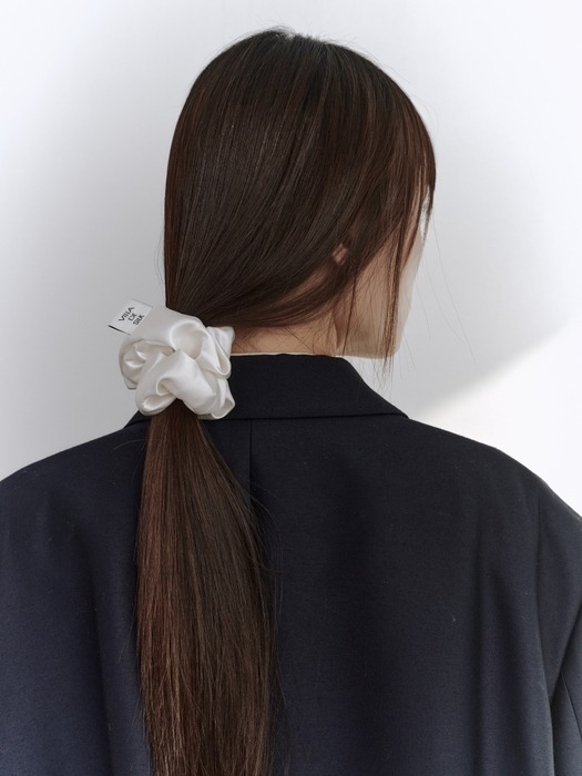 High density 100% silk scrunchie (3colors) 실크 스크런치