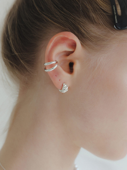 Two Line Two Size Silver Earcuff M03940