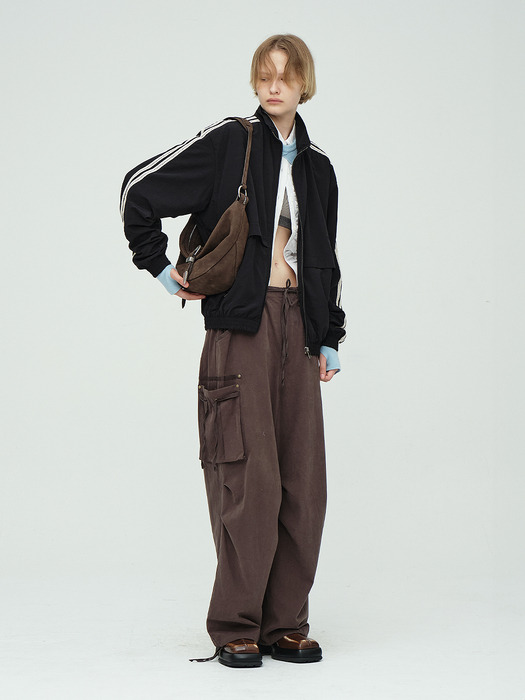 BELTED HOBO MEDIUM_hush nubuck