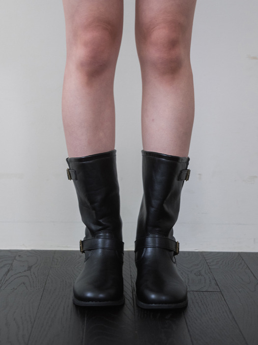 Belted Middle Boots - Black