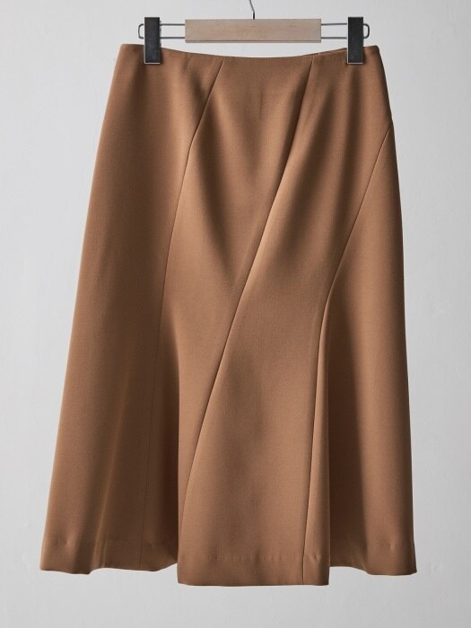 CURVES BUTTON FLARE SKIRT_BEIGE