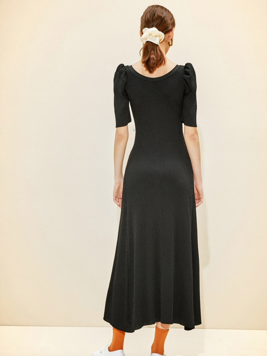 U-neck Knit Dress [Black] JSSW0B950N3