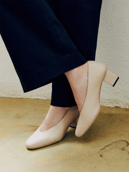 Soft Leather Pumps _Beige [LMS201BE]