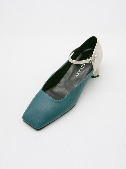 Square toe Pointed Flat_CBPM39_D.GR.IV