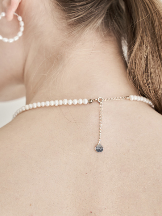 Oval Pearl Necklace