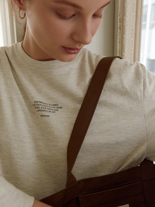 lettering long sleeve t-shirt (light oatmeal)