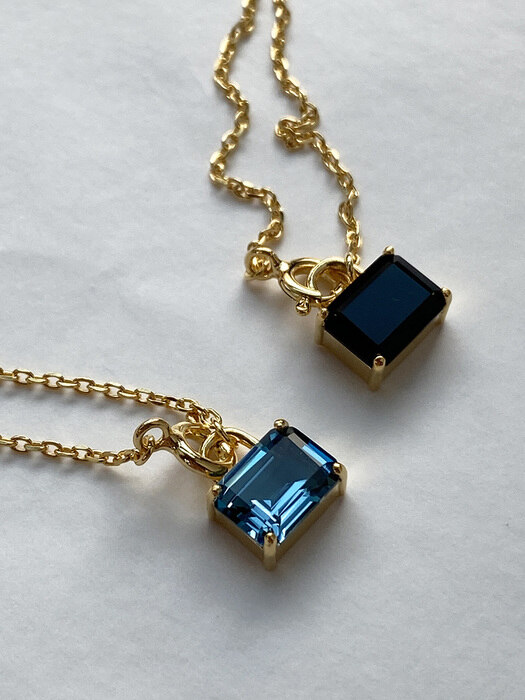 A part of my universe_ gold L (blue/onyx)