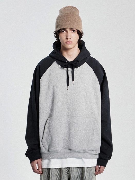 RAGLAN SLEEVE HOODIE navy