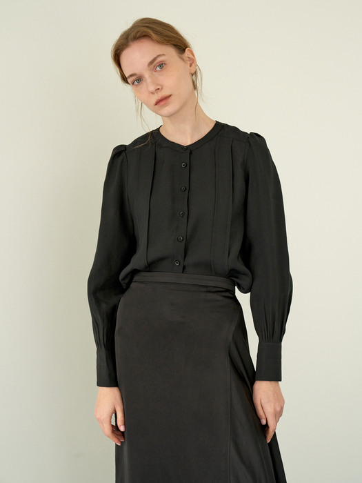 Unique satin skirt (Black)