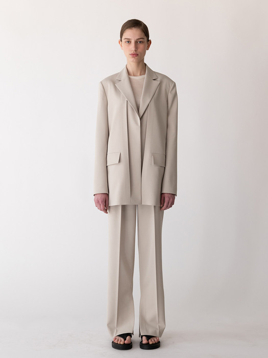 Le minimal tailord jacket (ecru beige)