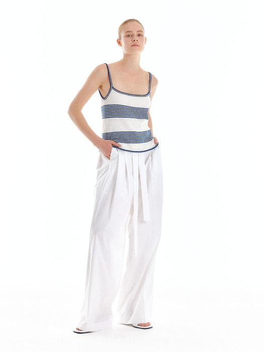 UNIVERSITY Belted Wide Pants - White