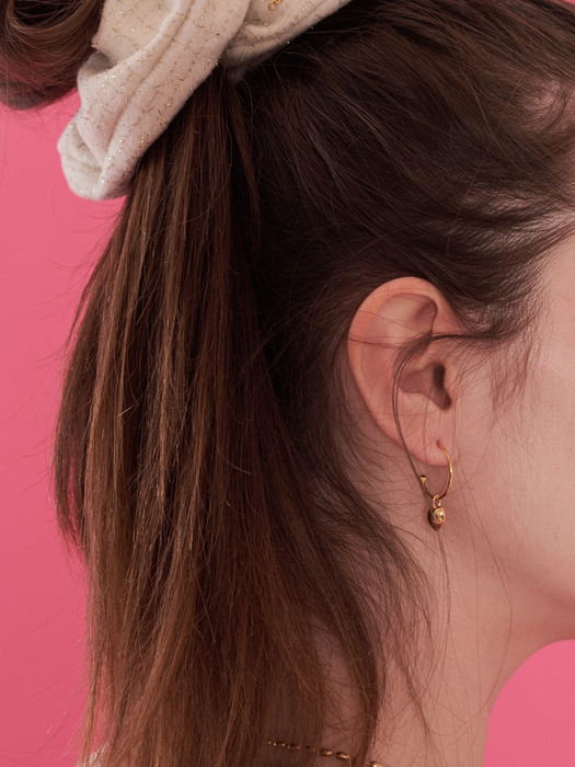 belle gold  earring