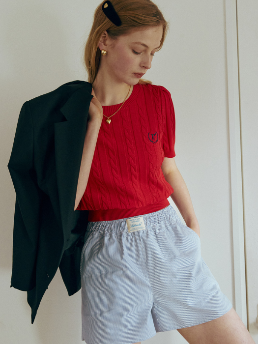 HALF SLEEVE CABLE KNIT RED