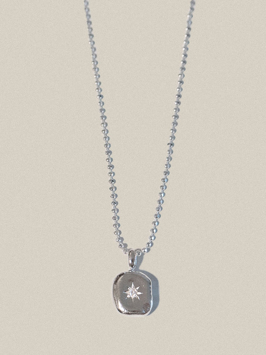 Ancient Wish Necklace White