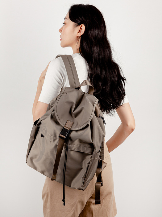 HEN STRING RUCKSACK 헨 스트링 럭색