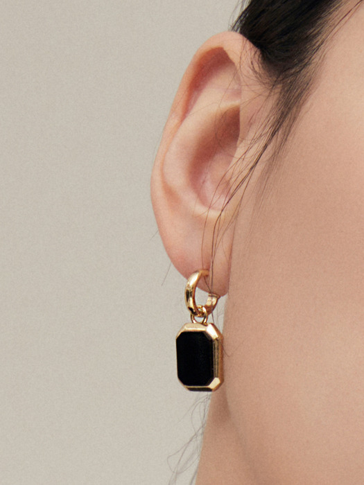 Onyx Signet Drop Earrings