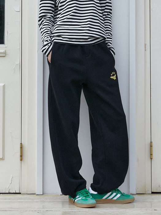 Butter Wing Fluff Sweat Pants (Black)