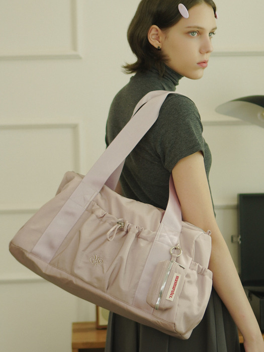 [파우치세트] glossy shoulder duffel bag _Lilac pink