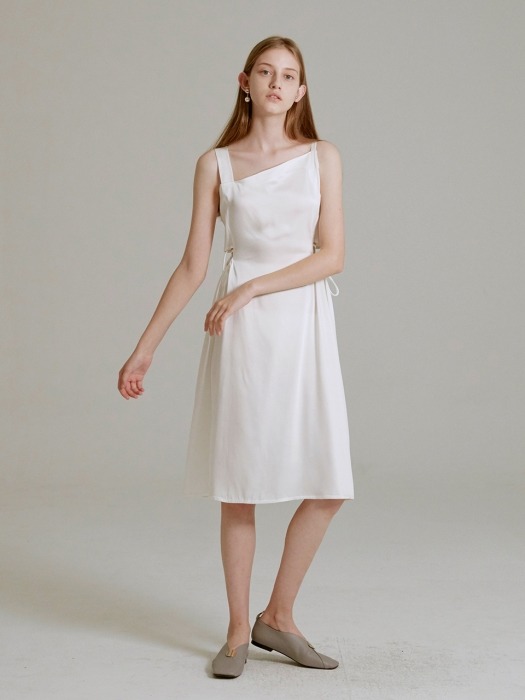 19SS BOW-DETAILED SATIN DRESS (WHITE)