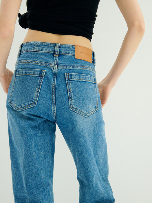 Mid-rise Straight Jeans_Blue