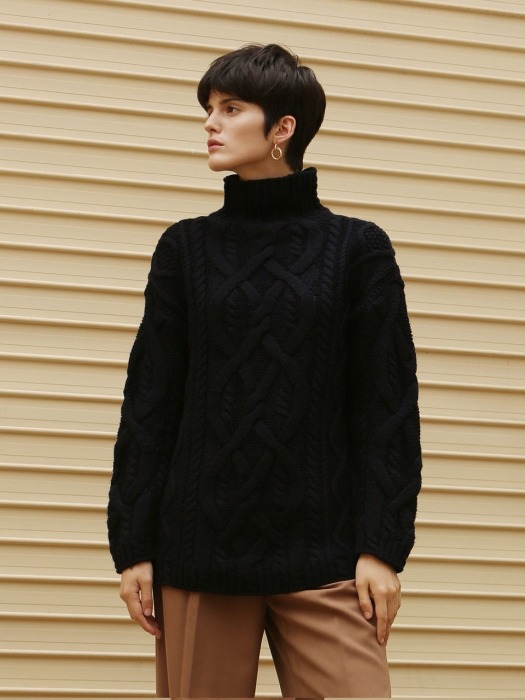Cable knitted wool sweater_Navy