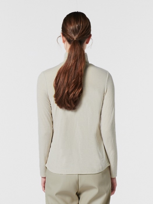 19FW SOFT TURTLE NECK T-LIGHT BEIGE