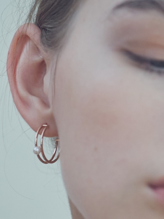 EM9925 Double Lined Hoop Earring