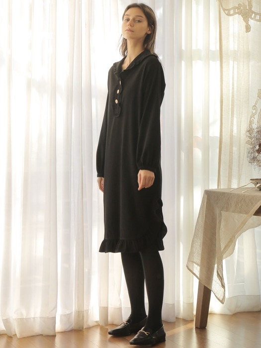 BUTTON POINT FRILL ONE-PIECE_BLACK