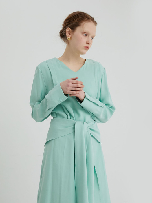 20 SPRING_Neo Mint Long Slit Dress