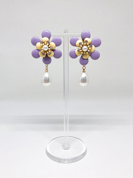 Alice flower earrings