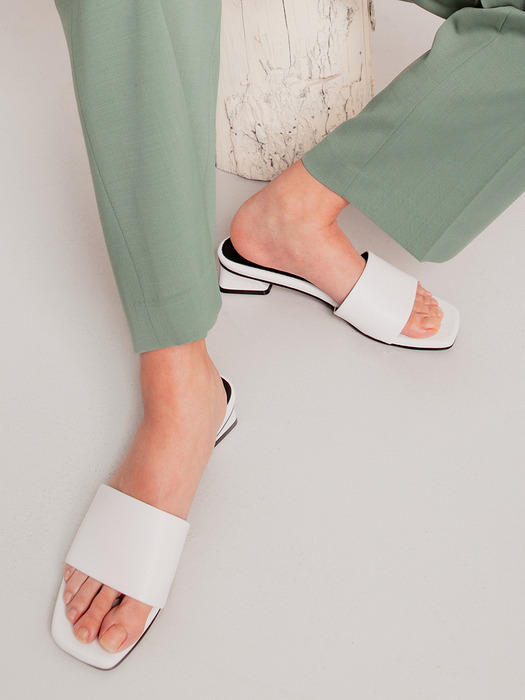 Slide Sandals | White