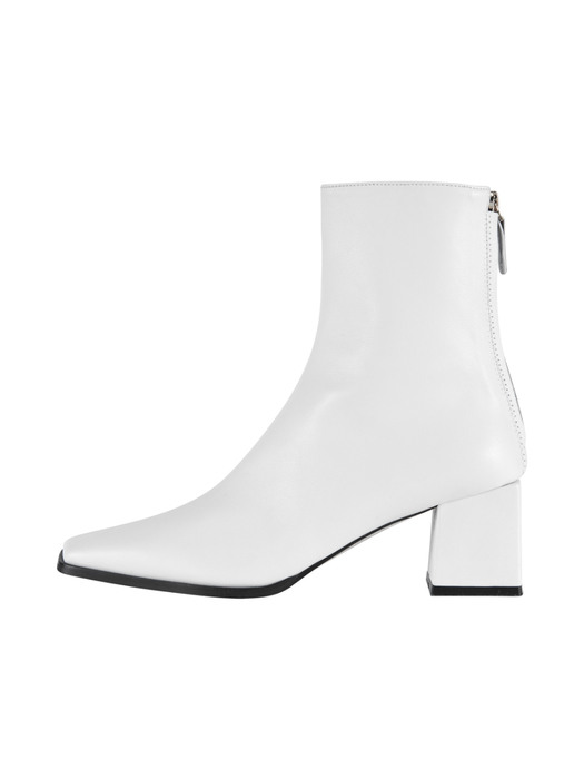 RL3-SH063 / Cube Heel Basic Boots