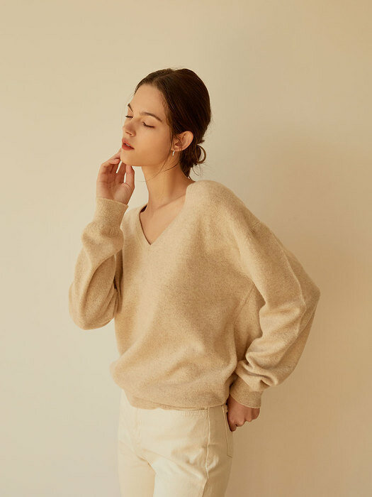 Soft Cashmere V-neck Knit(Beige)